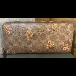 💯% AUTHENTIC COACH Canvas Floral Zip Slim Wallet